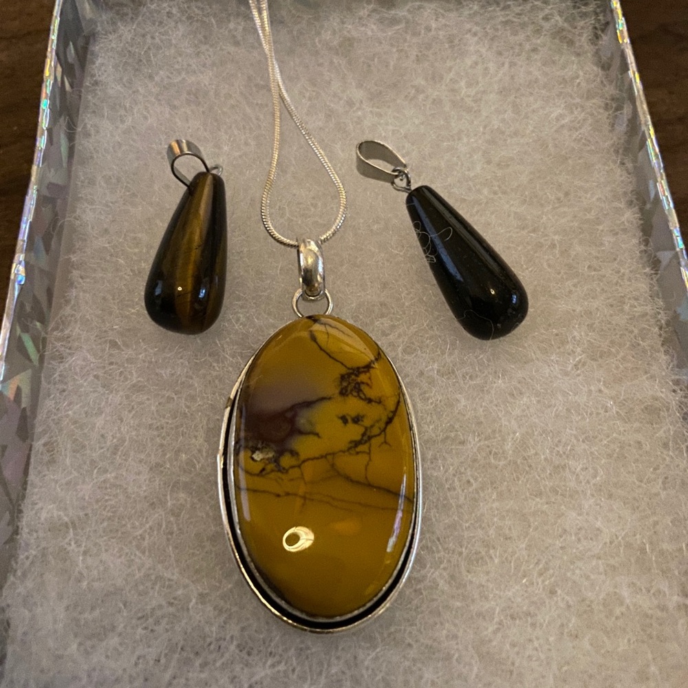 Wow! Jasper and Tiger’s Eye Set